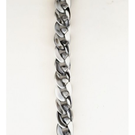 Cadena trenzada coral